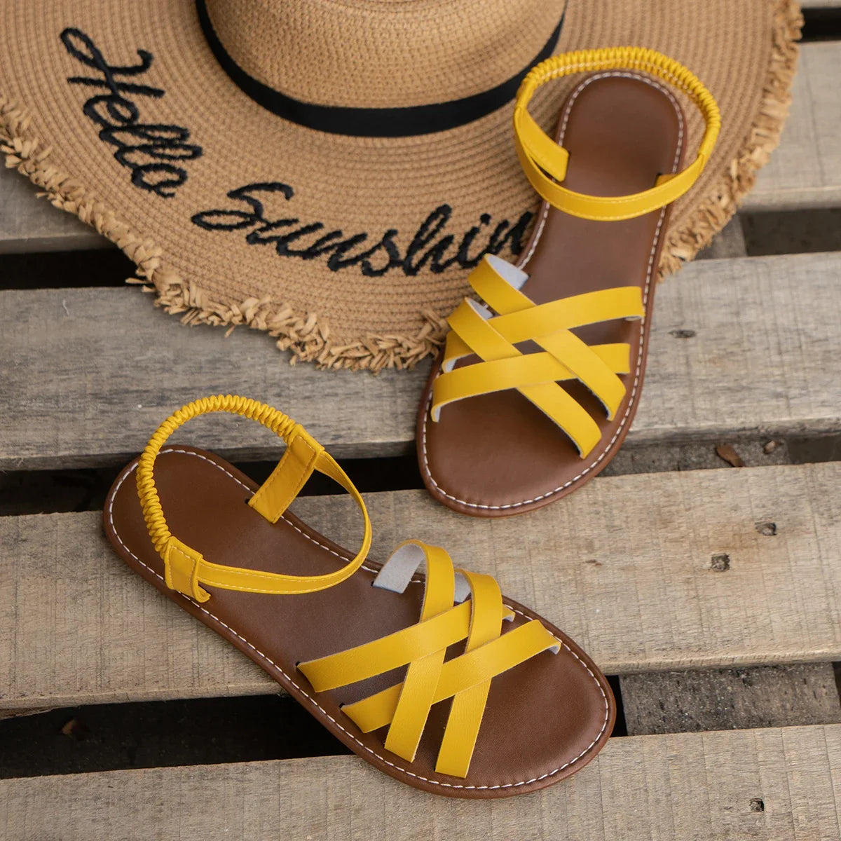 Women's Flat Roman Strap Sandles