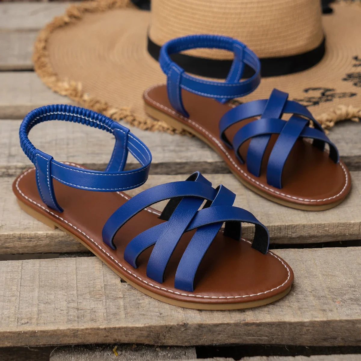 Women's Flat Roman Strap Sandles