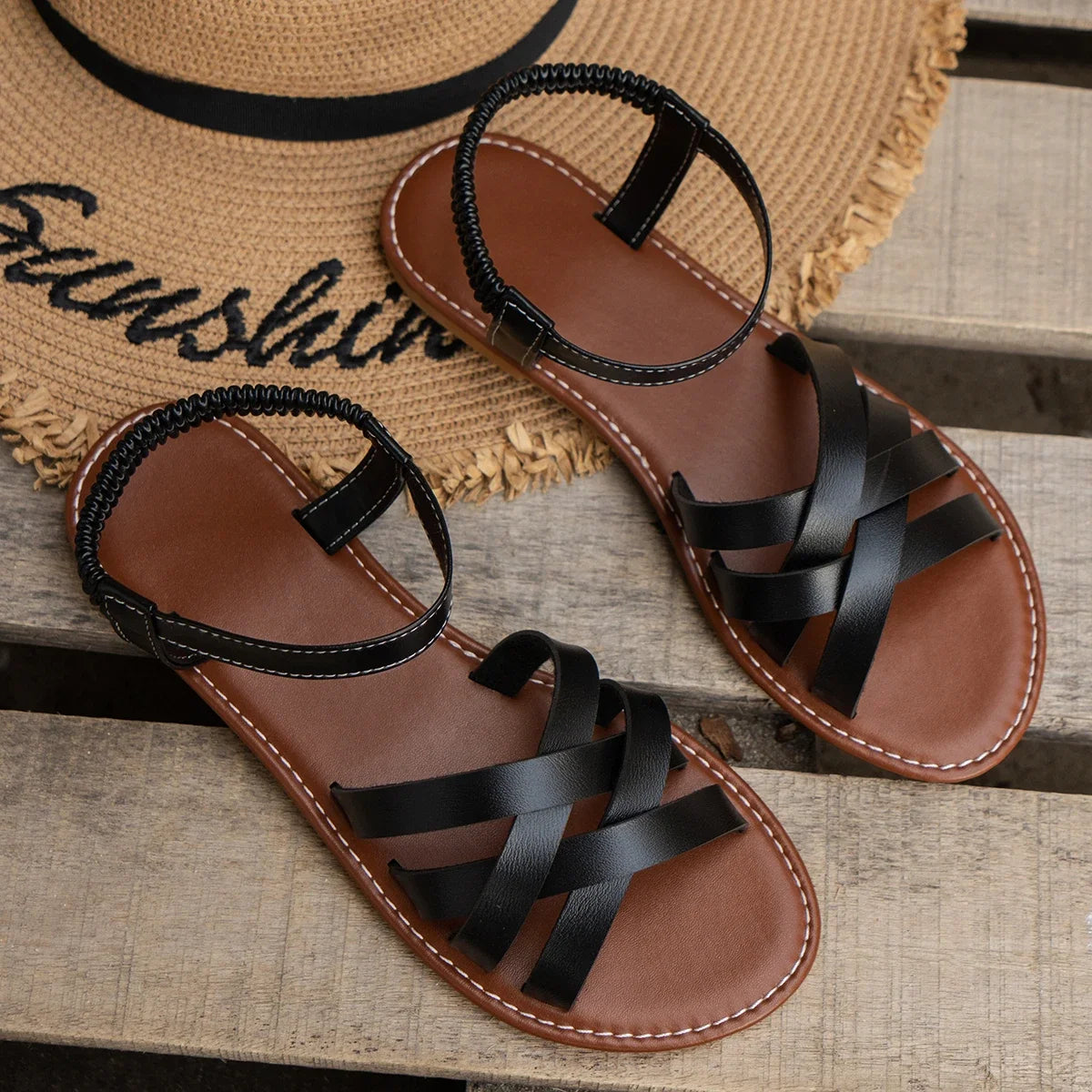 Women's Flat Roman Strap Sandles